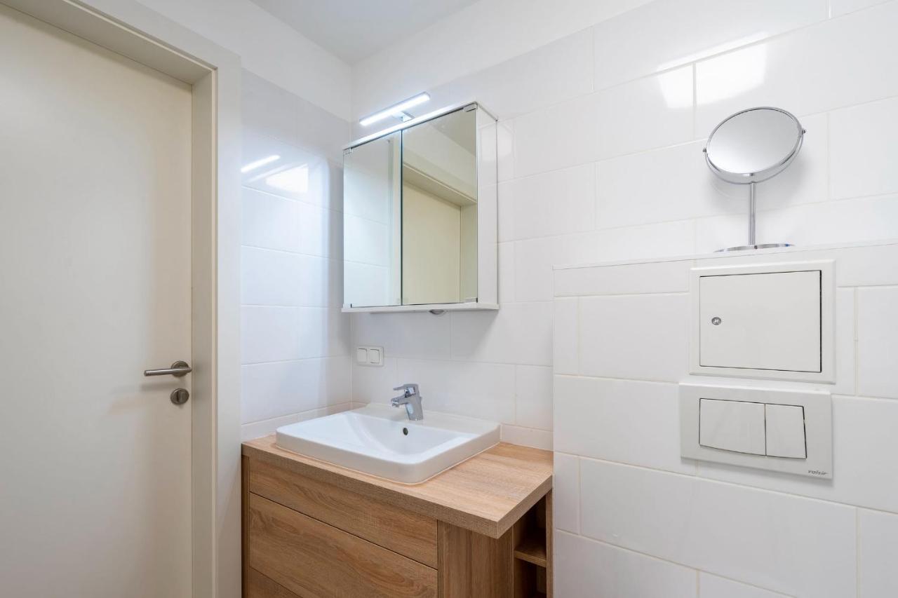 Donaufeld Living - Modernes Und Helles Apartament *