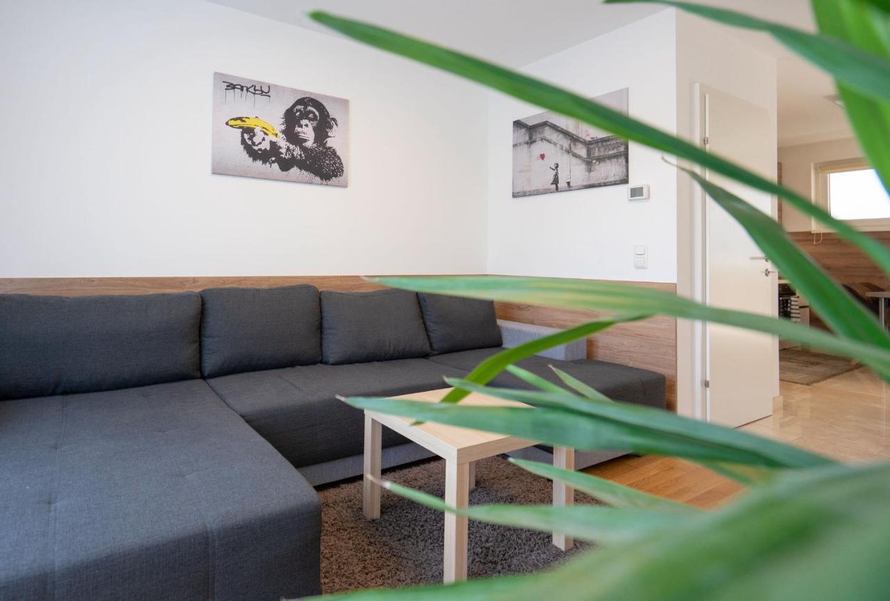 Donaufeld Living - Modernes Und Helles Apartament *