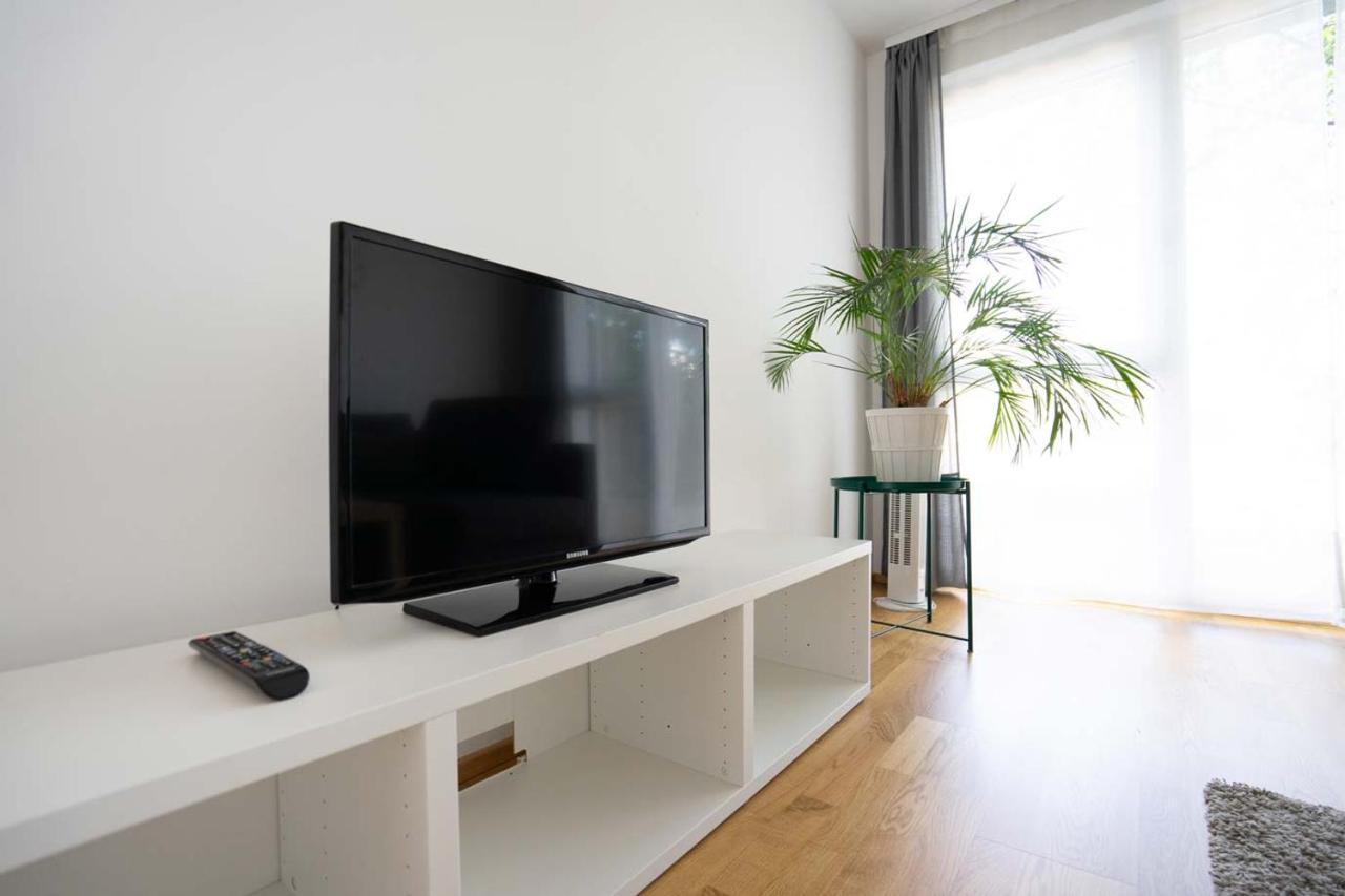 Donaufeld Living - Modernes Und Helles Apartament *