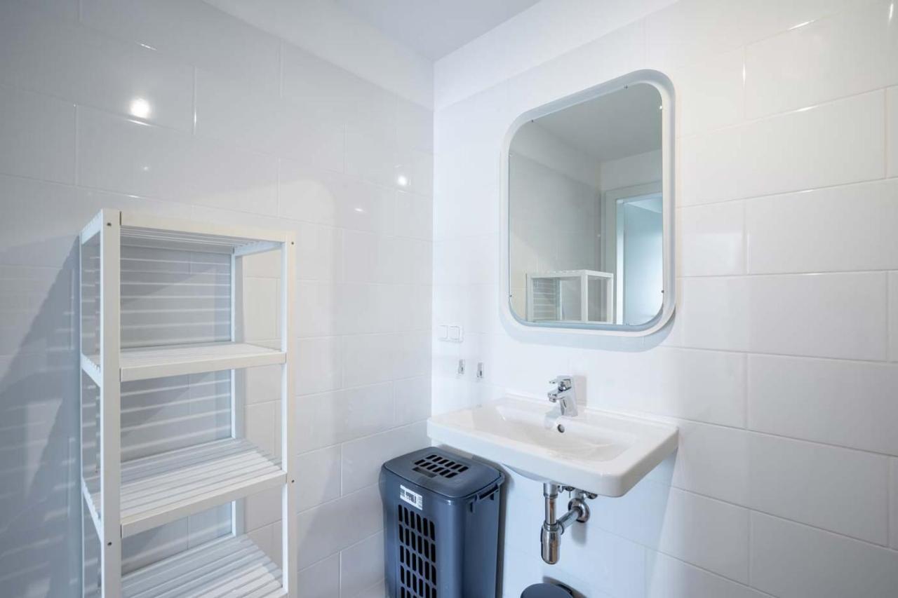 Donaufeld Living - Modernes Und Helles Apartament *